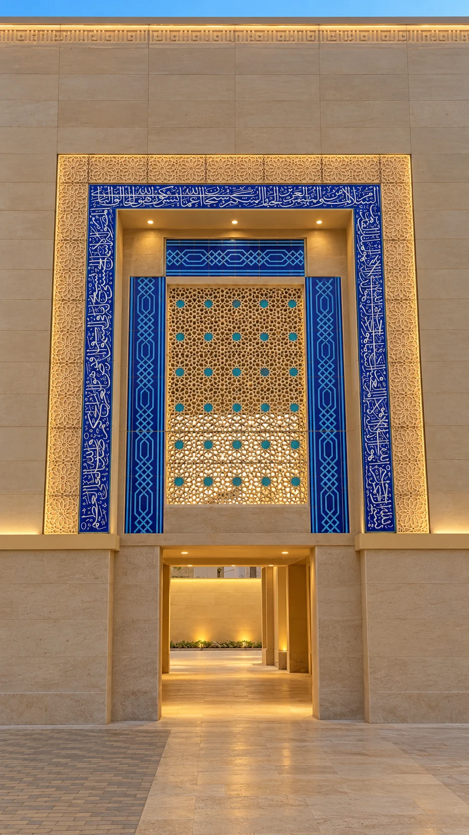 Abdullah Shah Ghazi Shrine — gallery view 6