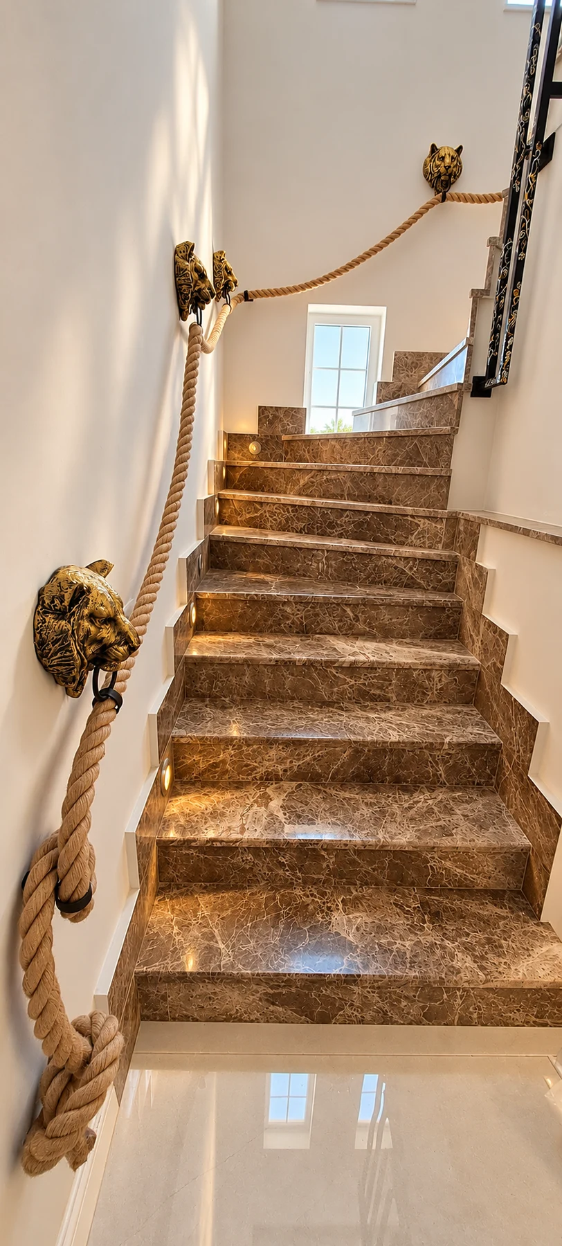 Dr. Hans Residence — gallery view 12