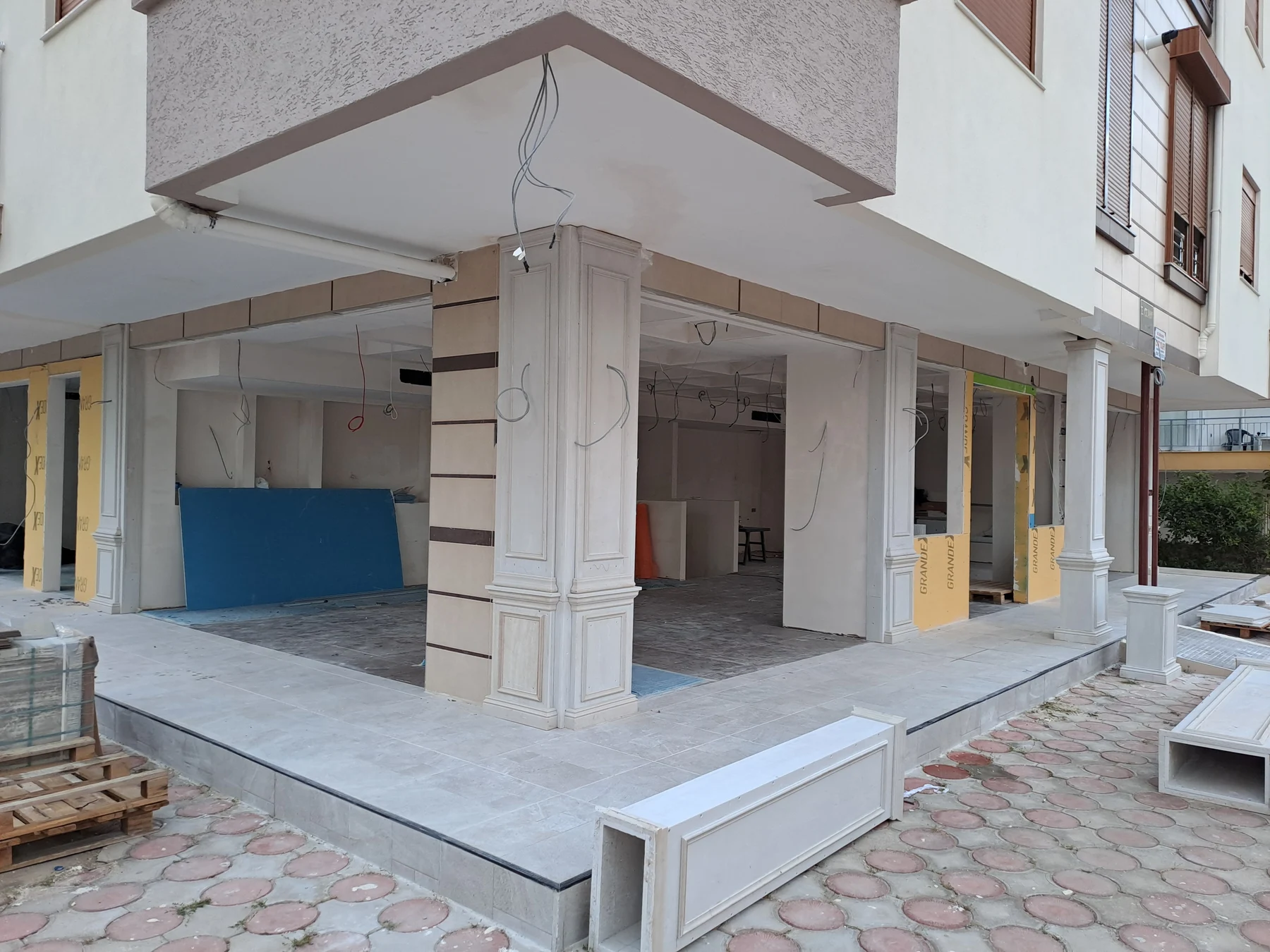 Sixth Sense Cafe — gallery view 18